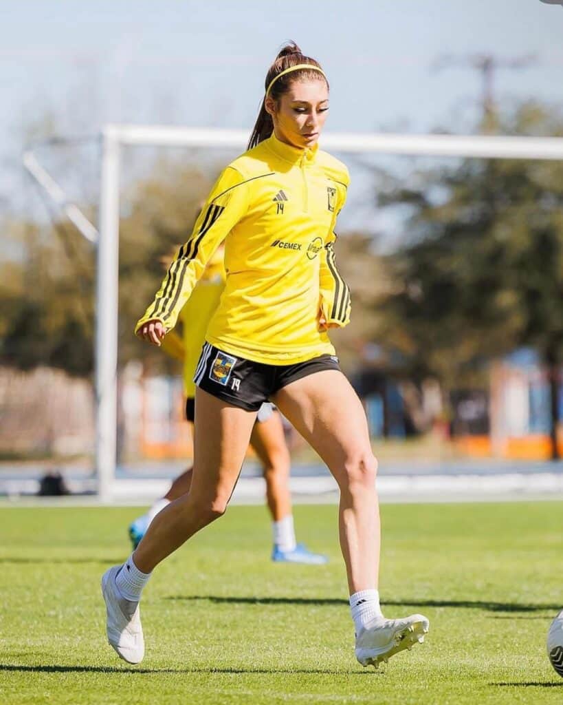 Tatiana Flores