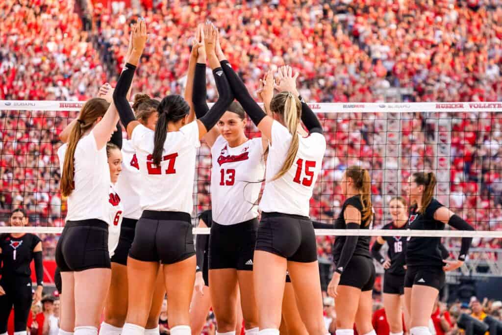 92,003 fans, new world record for attendance at a women’s sporting event
